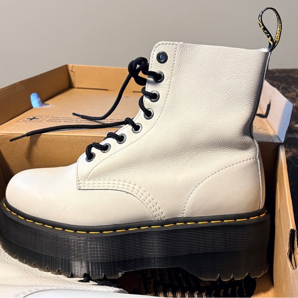 1460 Max Leather Dr. Martens White soft leather Platform Lace-Up Boots - Picture 2 of 8